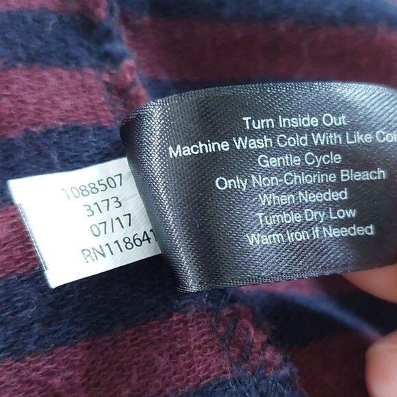 Lane Bryant Navy Burgundy Striped Cold Shoulder Long Sleeve Sweater Size 18 /20 - Picture 10 of 10